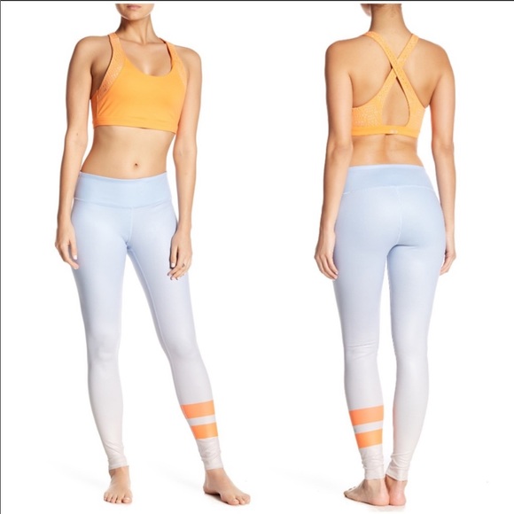 ALO Airbrush Leggings - Picture 1 of 4